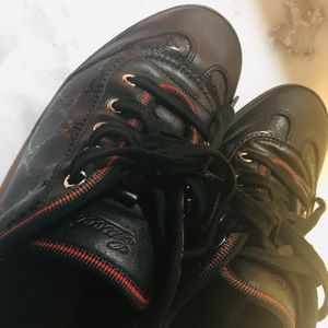 Authentic Woman’s Gucci Sneakers